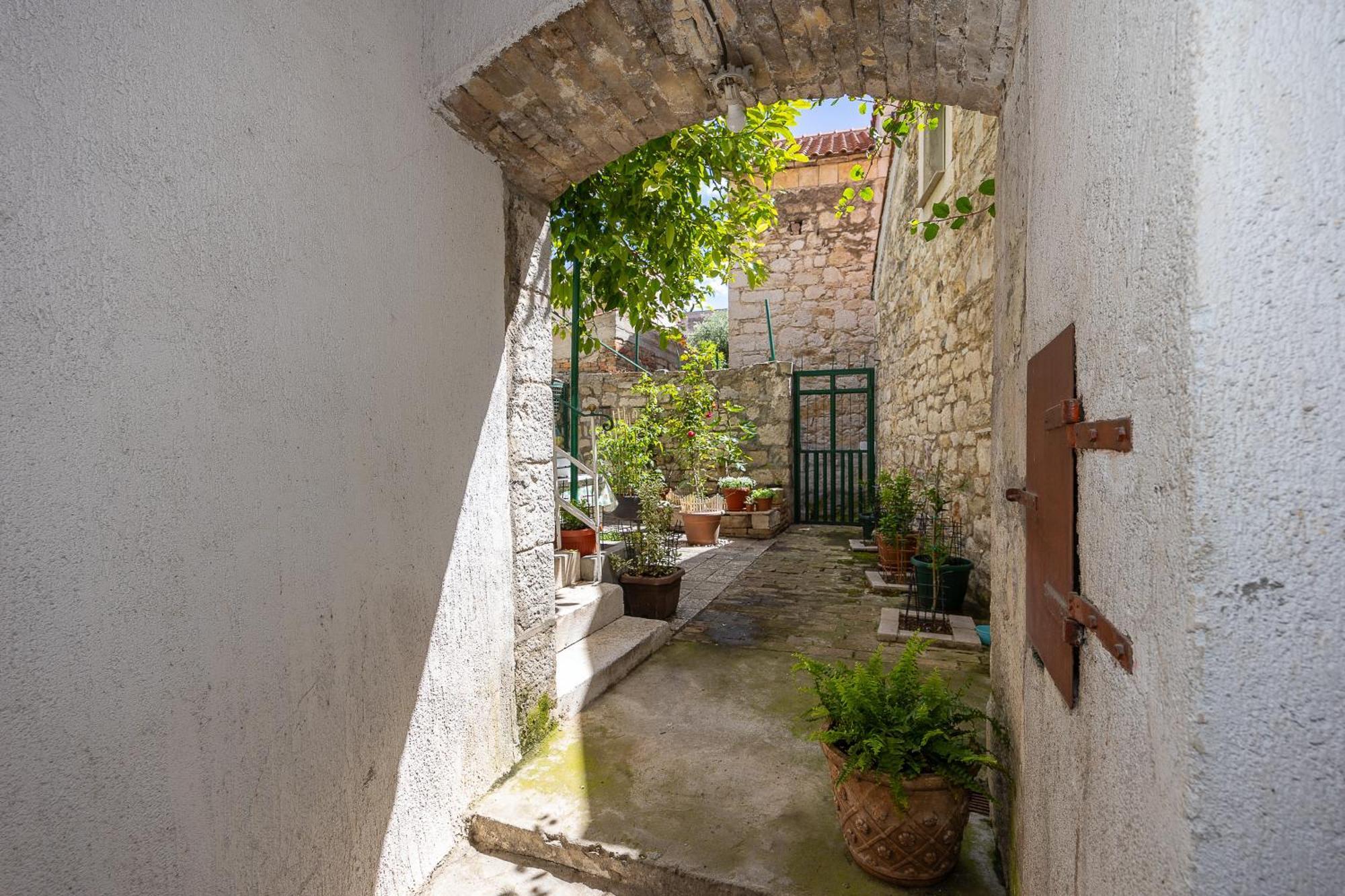 Apartman Iskra 2 Split Zewnętrze zdjęcie